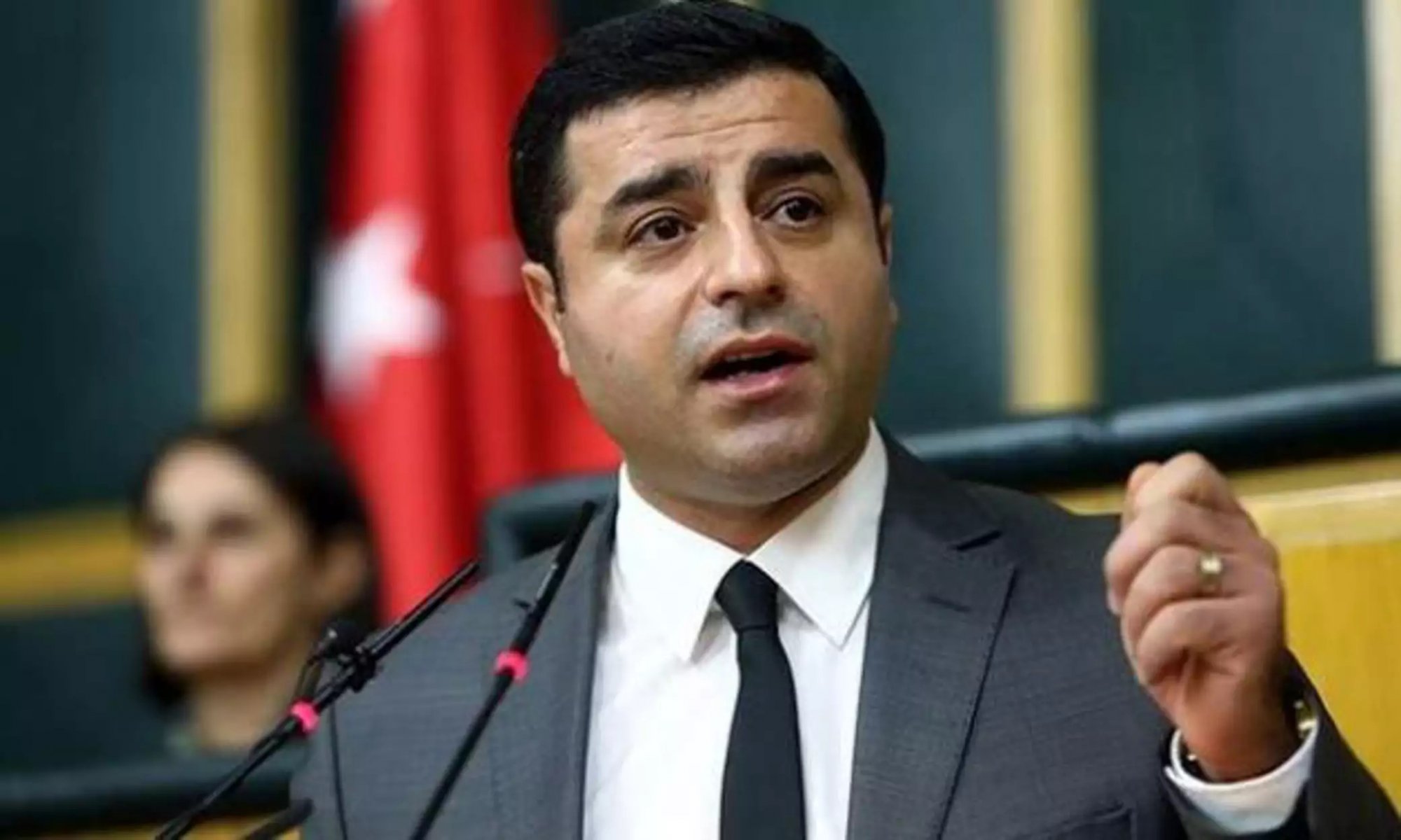 Βαριές ποινές σε Ντεμιρτάς και Κούρδους πολιτικούς – ‘Δεν θα μας λυγίσουν’, δηλώνει το DEM
