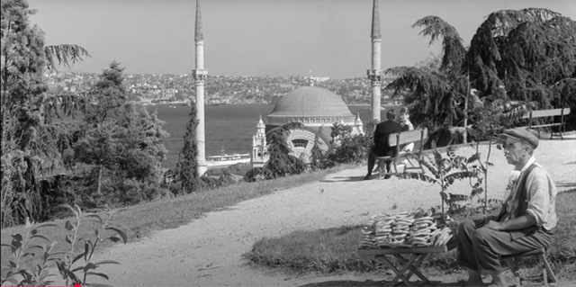 Η Πόλη μέσα από την ταινία L'immortelle του 1963