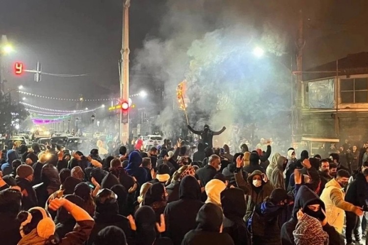 Συναγερμός την Άγκυρα: Το Ιράν απειλεί την ασφάλεια της Τουρκίας   