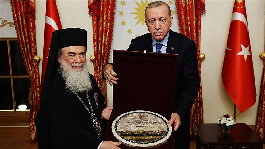  Συνάντηση Ερντογάν με Πατριάρχη Ιεροσολύμων στην Κωνσταντινούπολη 