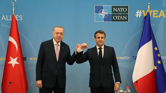 Ερντογάν συνεχάρη Μακρόν για αναγνώριση παλαιστινιακού κράτους
