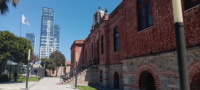 Οδοιπορικό στο Ζεϊντίνμπουρνου: Από τους Ιεροσολημήτες, στο ψηφιδωτό μέχρι την Ελίζα…